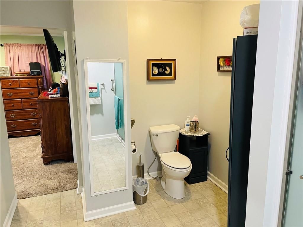 108 E Lois Street — photo 18