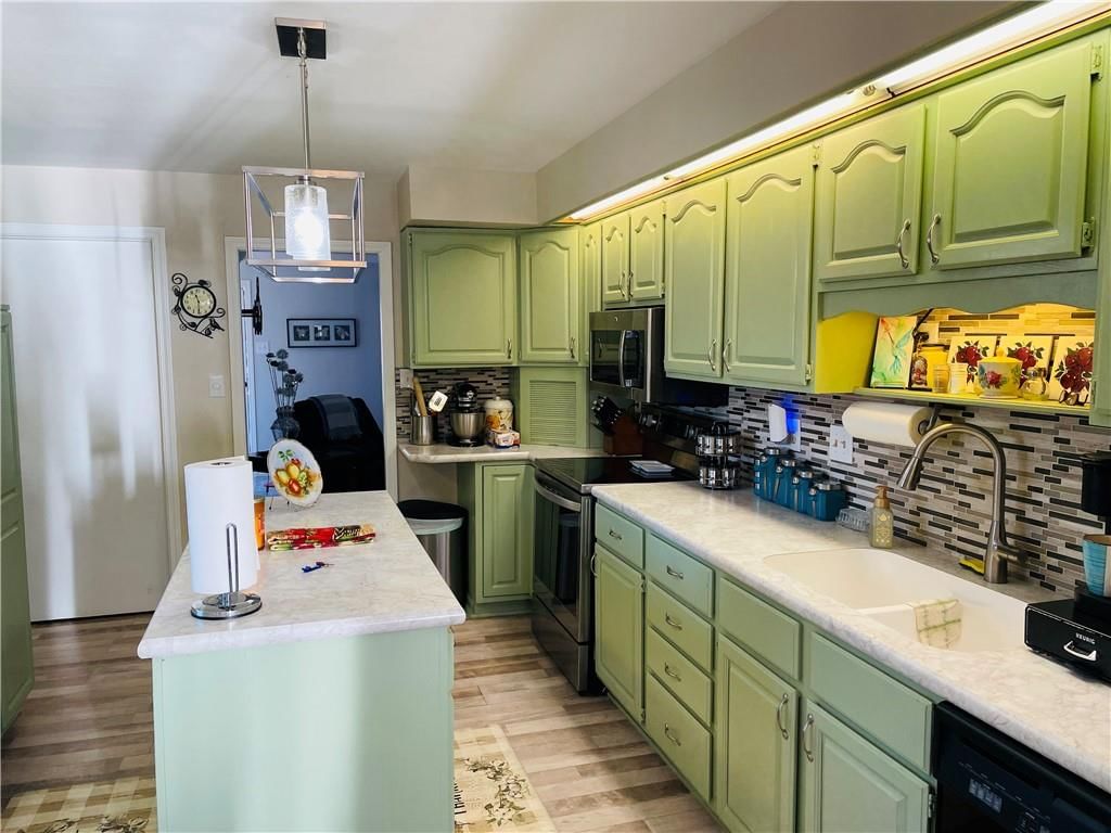 108 E Lois Street — photo 6