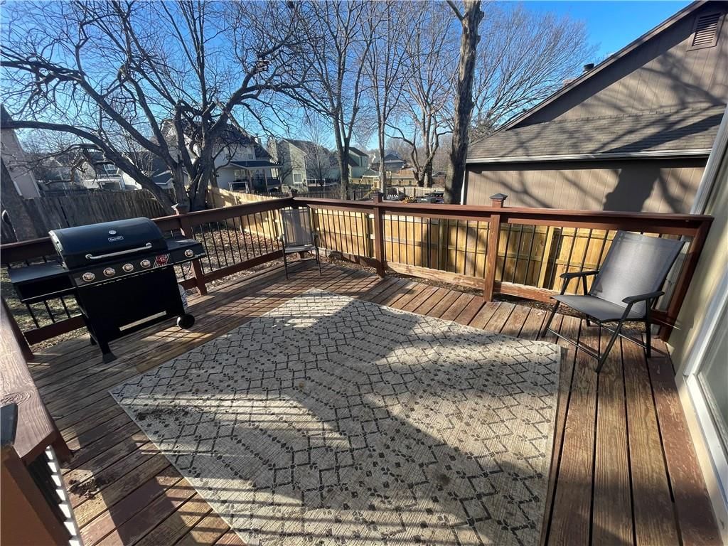 21807 Lincoln Street — photo 30