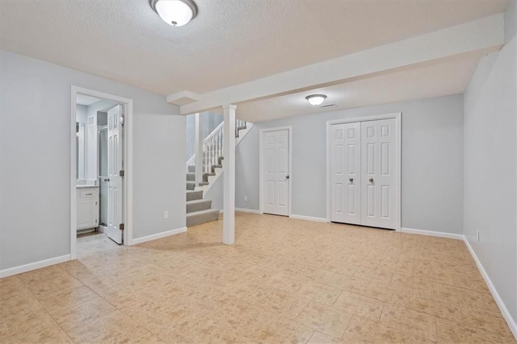 12525 Broadmoor Street — photo 16