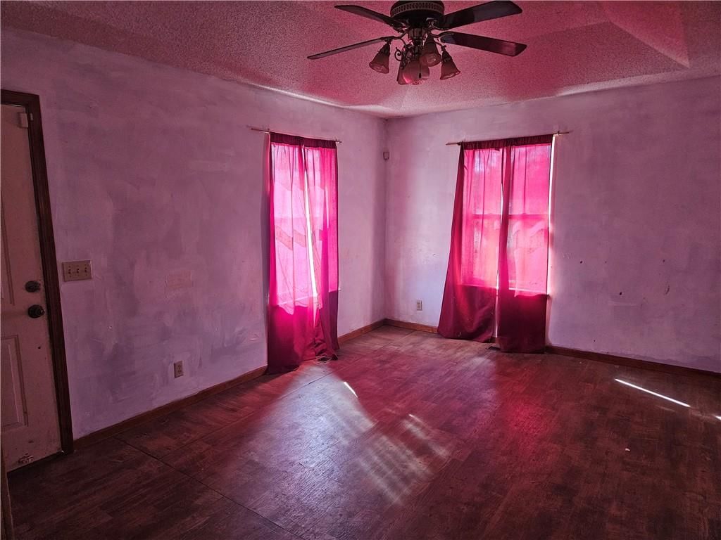 4039 Bombay Circle — photo 3