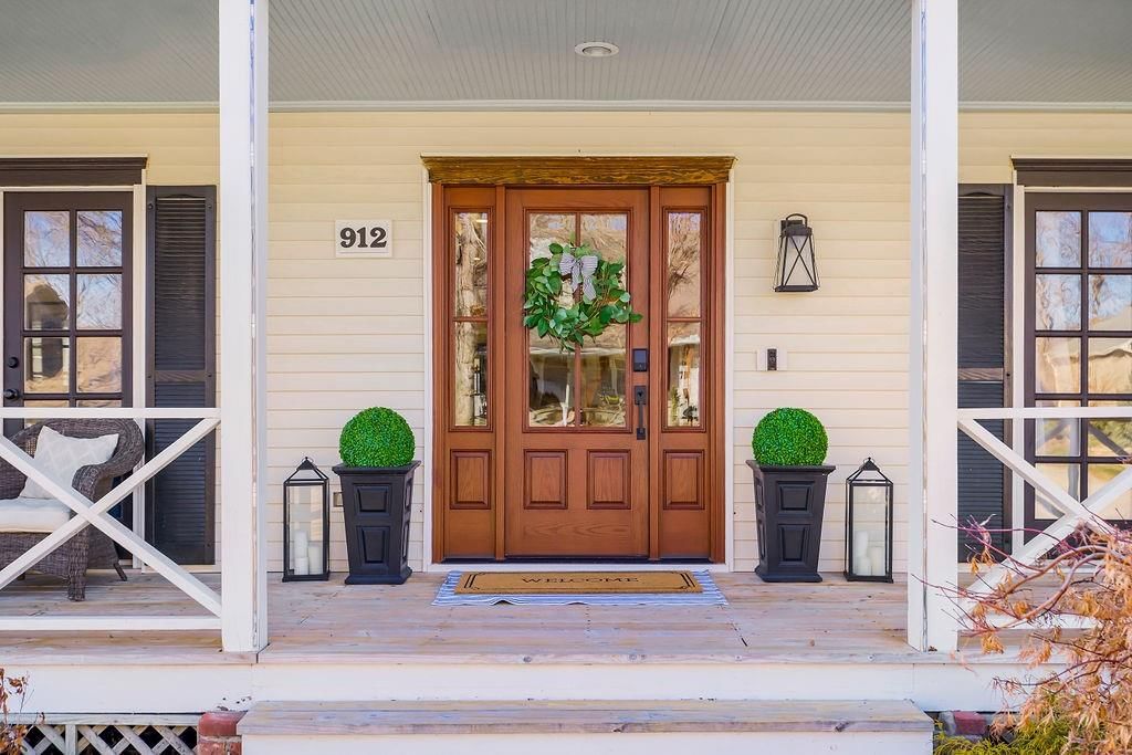 912 Wildbriar Drive — photo 6