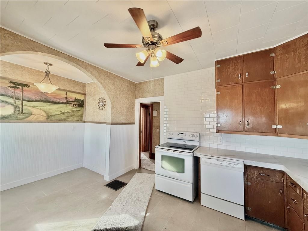 204 E ADA Street — photo 13