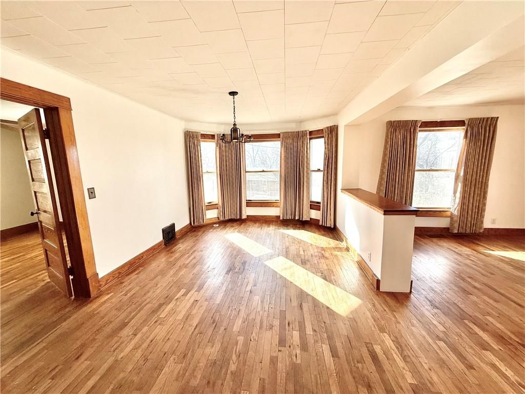 204 E ADA Street — photo 9