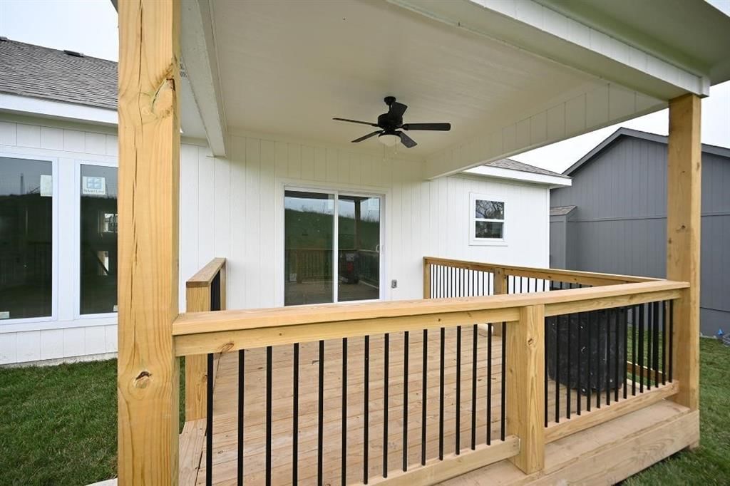 2413 Windmill Drive — photo 7