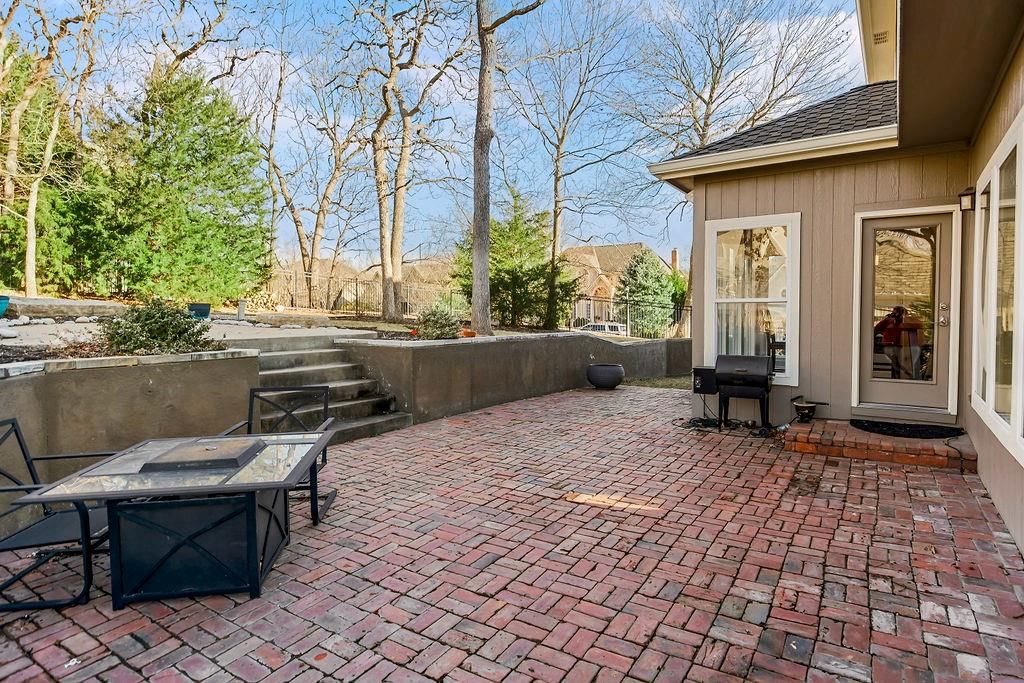 20828 W 91st Terrace — photo 5