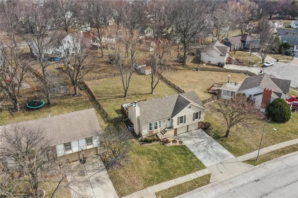 10453 N Cherry Drive — photo 24