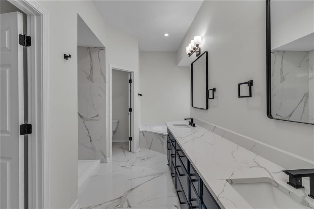 5801 NE Ruby Court — photo 11