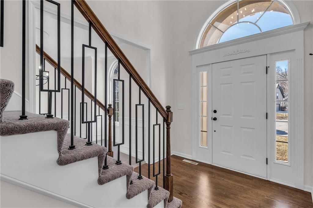 5801 NE Ruby Court — photo 4