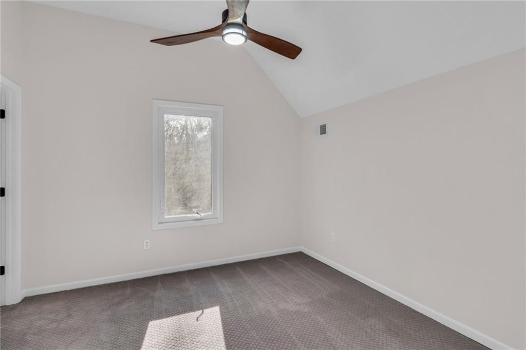5801 NE Ruby Court — photo 31