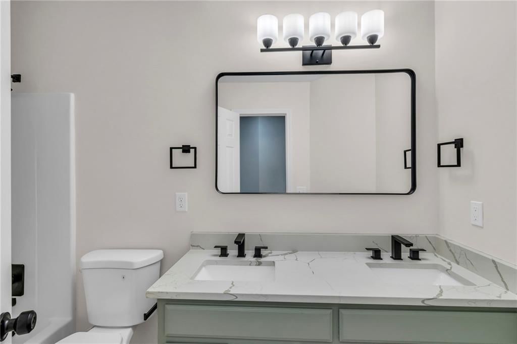 5801 NE Ruby Court — photo 36
