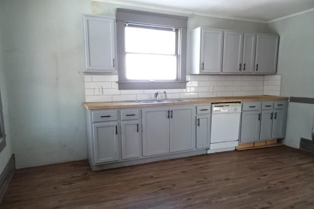 2824 Wabash Avenue — photo 11