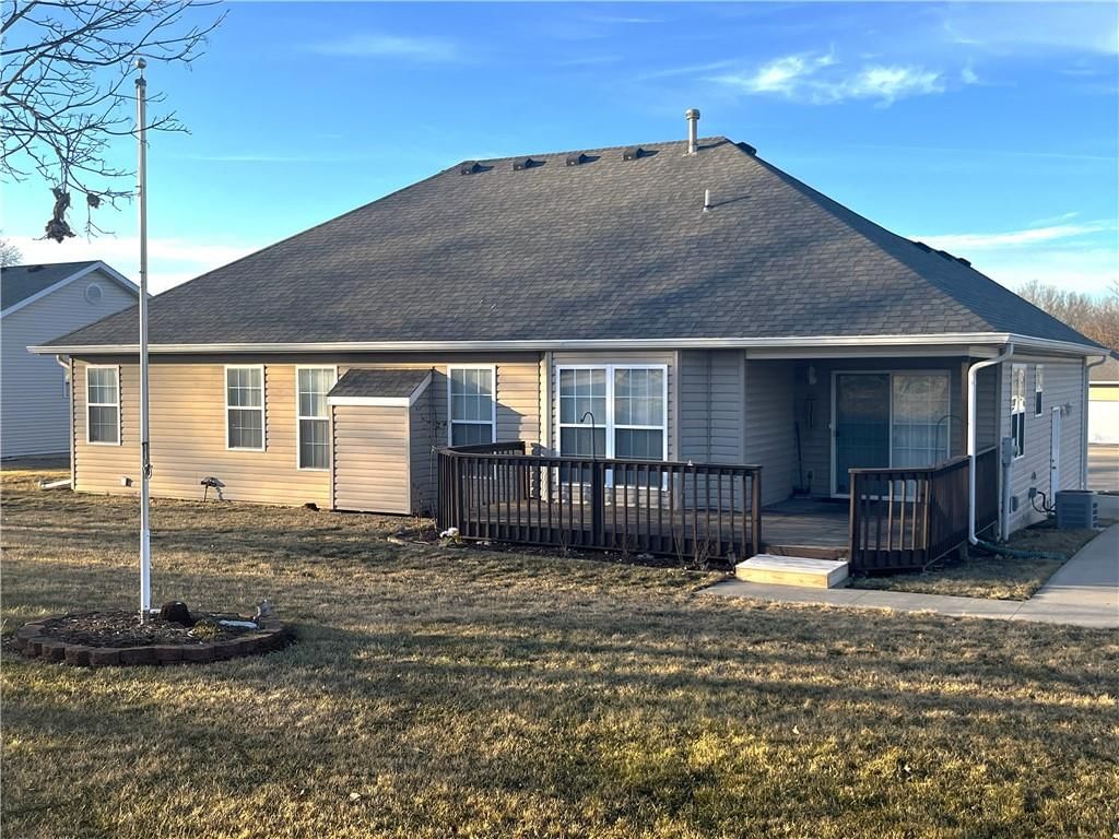 3740 TRAVIS Drive — photo 2