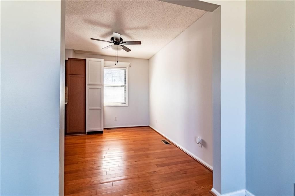 208 SE 51 Road — photo 10