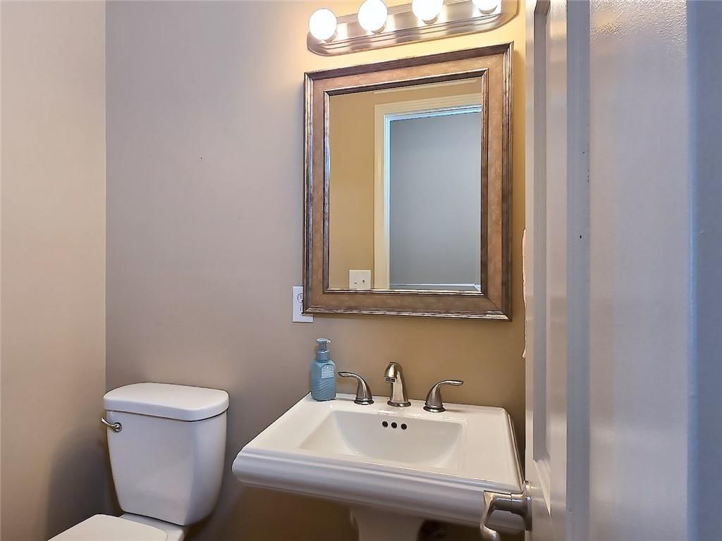 8512 N BEAMAN Avenue — photo 15