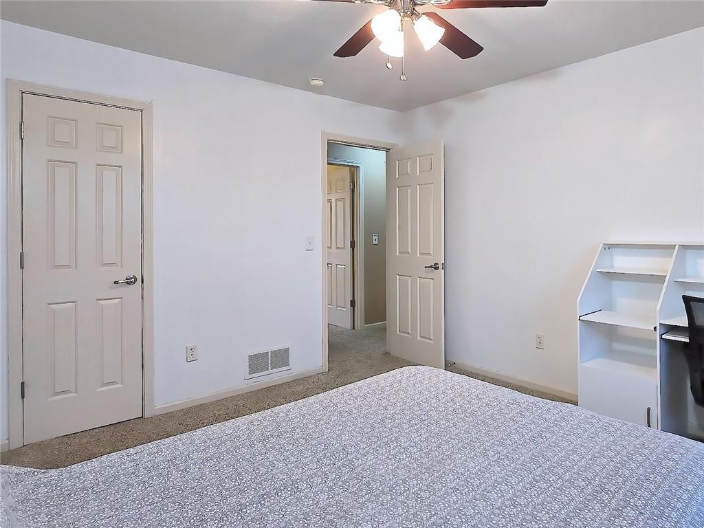8512 N BEAMAN Avenue — photo 28