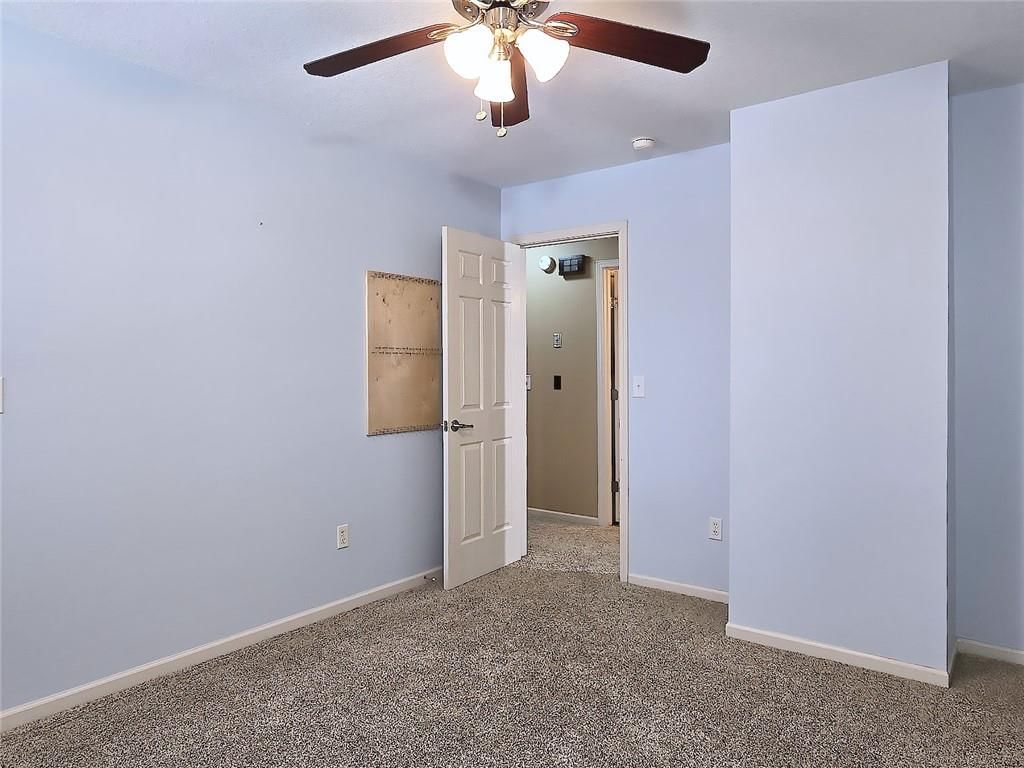 8512 N BEAMAN Avenue — photo 30