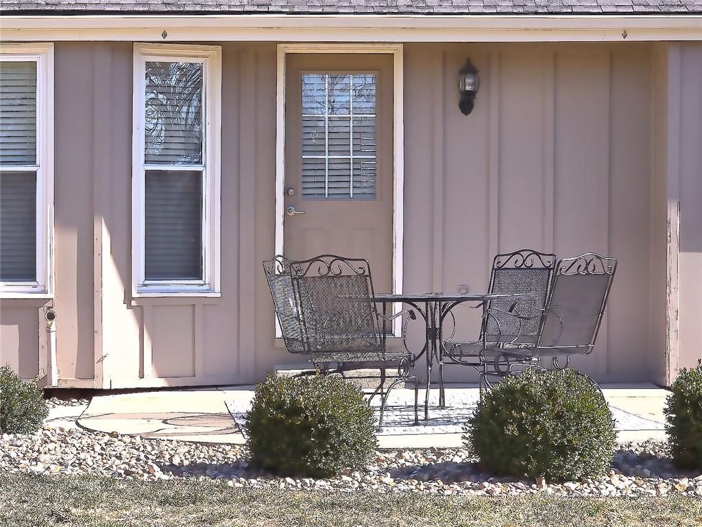 8512 N BEAMAN Avenue — photo 42