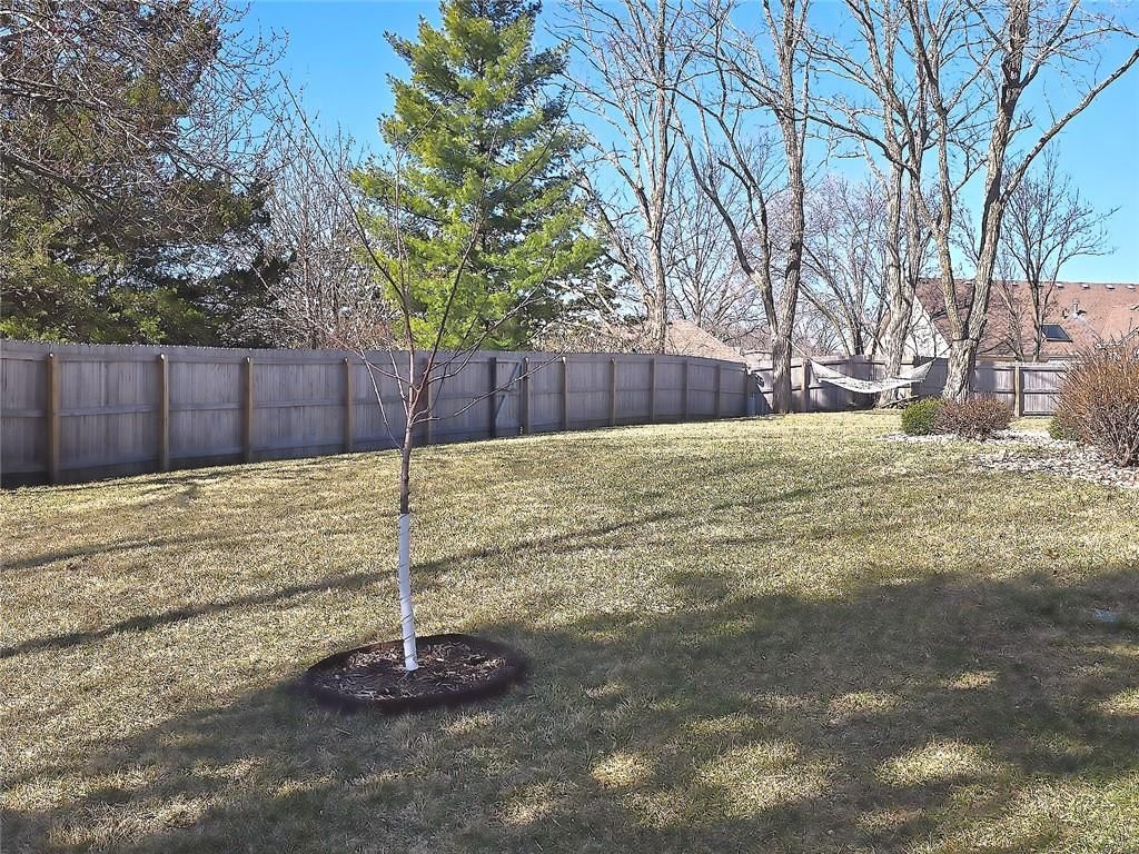 8512 N BEAMAN Avenue — photo 49