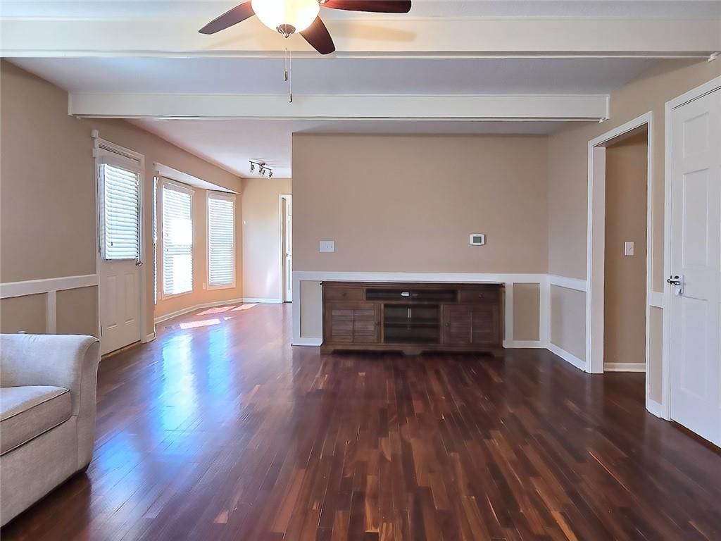 8512 N BEAMAN Avenue — photo 8