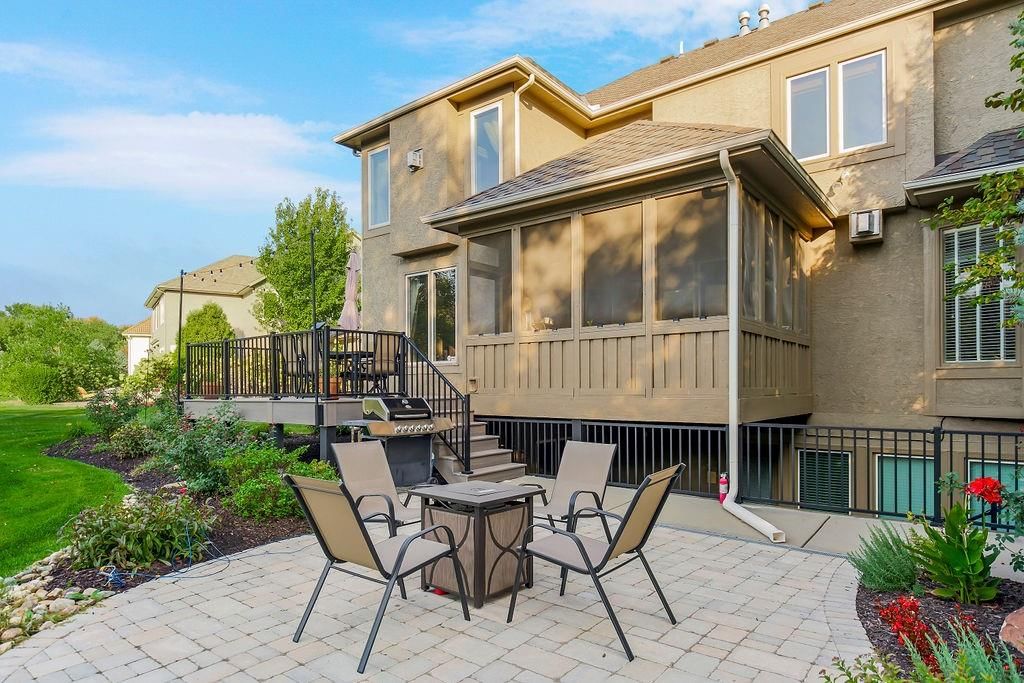 9707 W 145th Terrace — photo 38