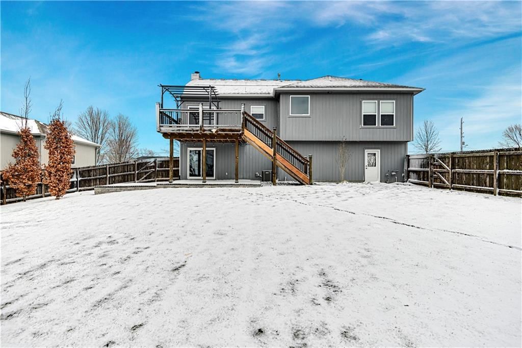 514 N Bynum Road — photo 33