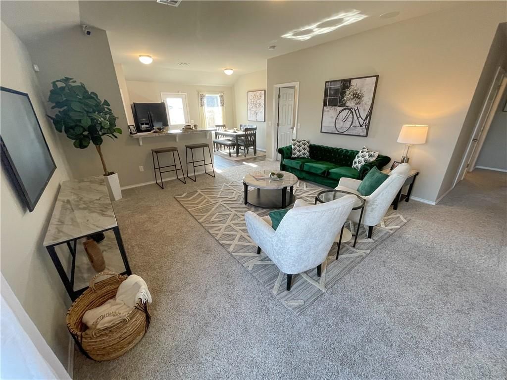 624 W Lanesfield Street — photo 3