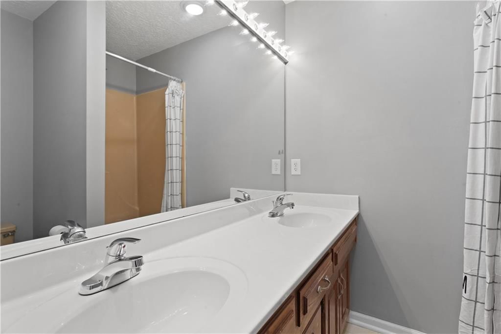 307 SW Ensley Lane — photo 16