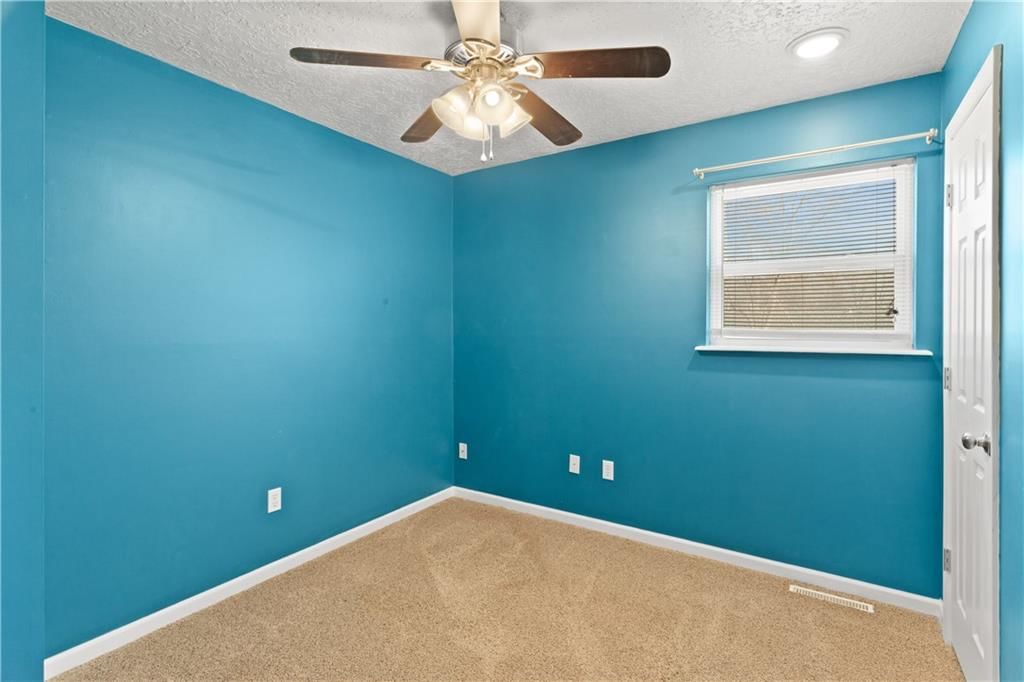 307 SW Ensley Lane — photo 17