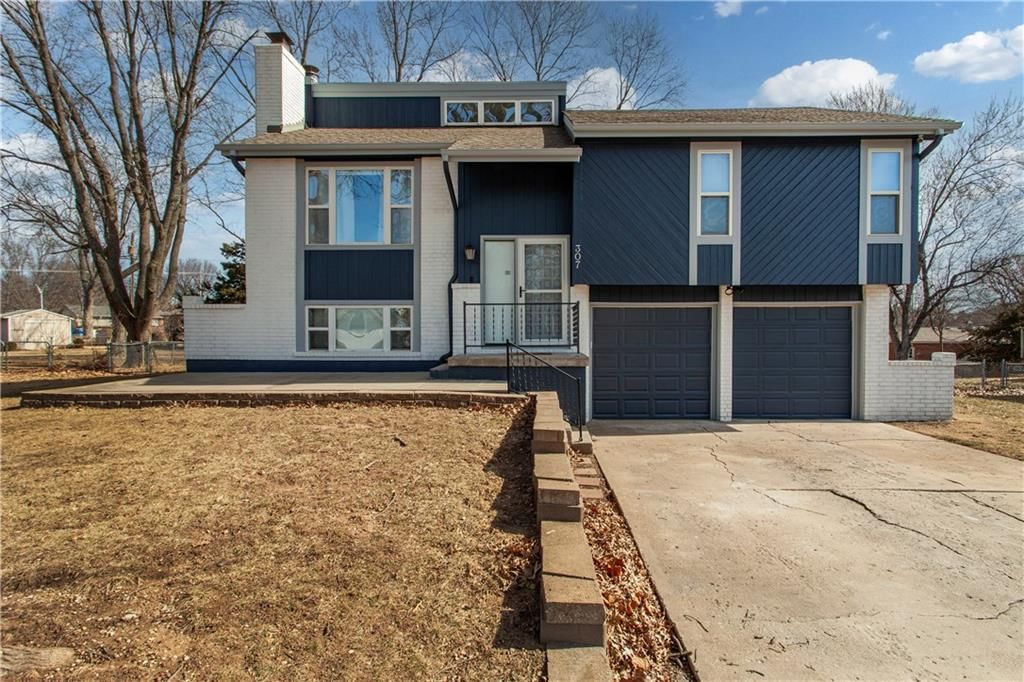 307 SW Ensley Lane — photo 27
