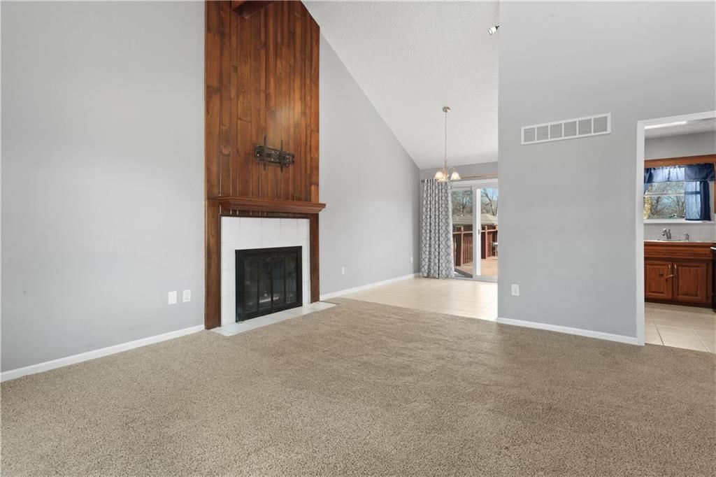 307 SW Ensley Lane — photo 6