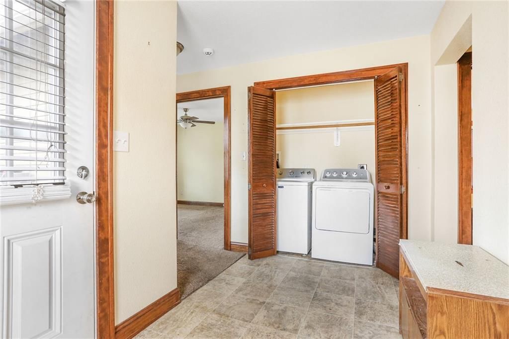 417 W Farmer Street — photo 15