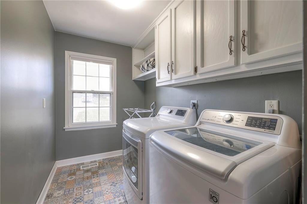 4017 NE Woodridge Drive — photo 25