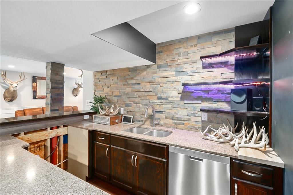 111 W 27th Street — photo 34