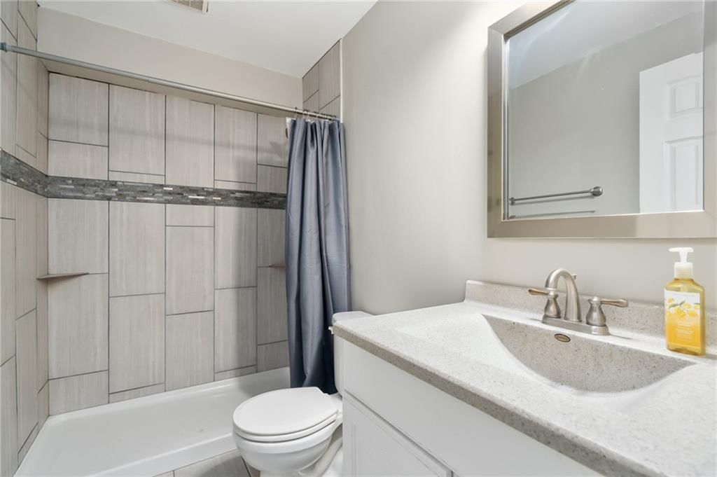 111 W 27th Street — photo 36