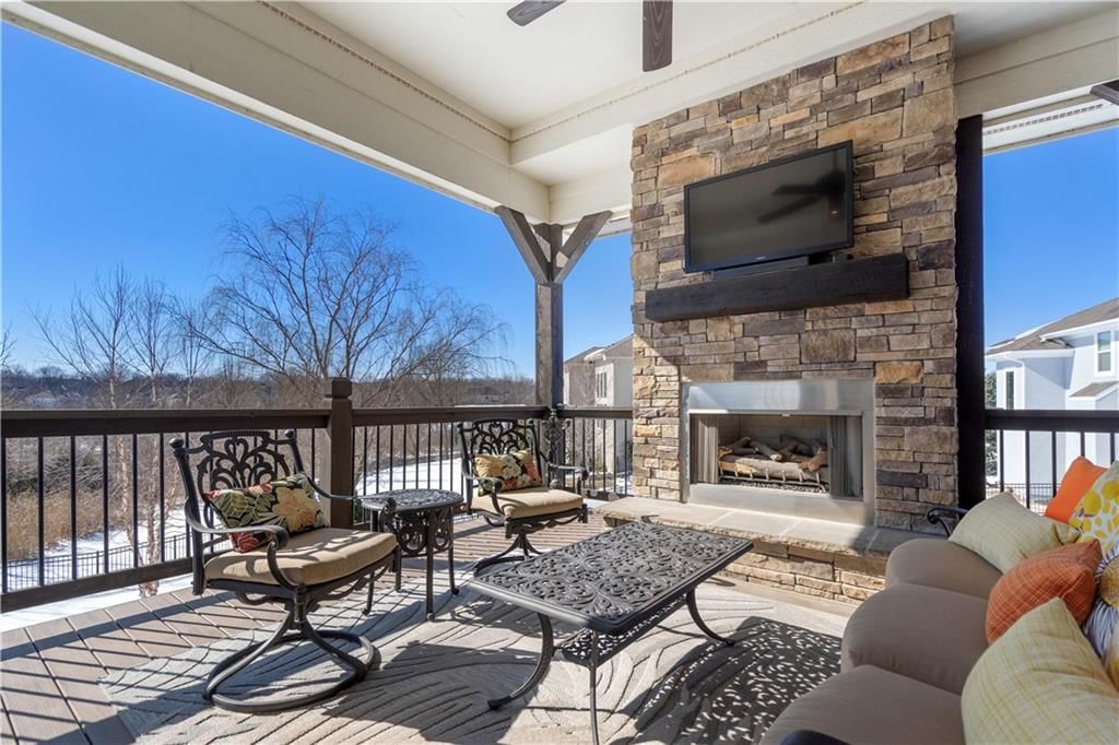 10303 W 168TH Terrace — photo 31