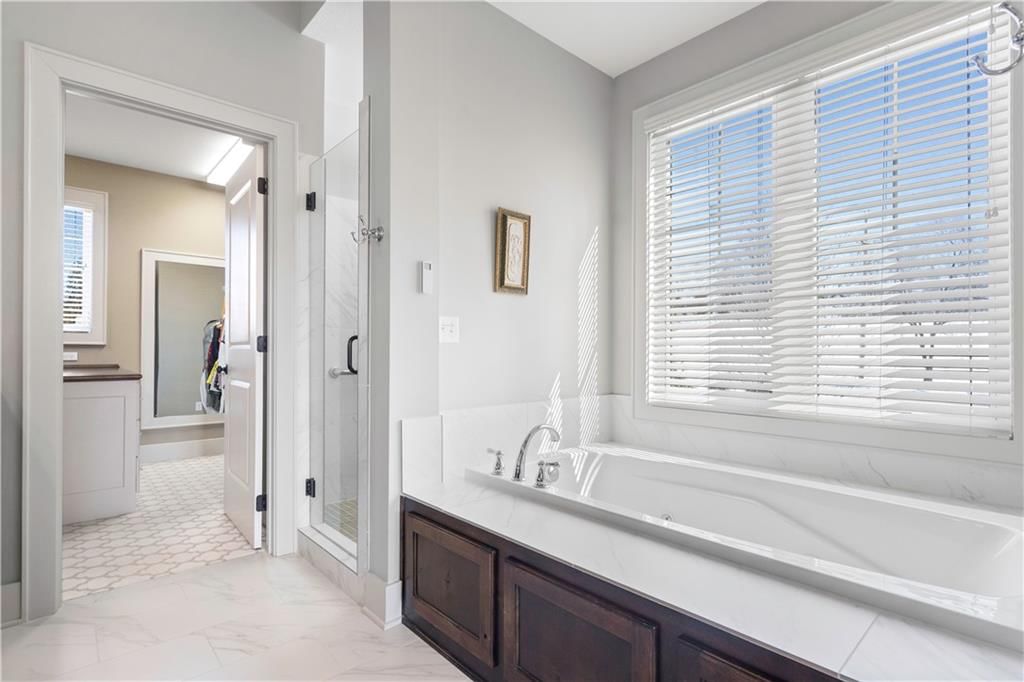 10303 W 168TH Terrace — photo 36