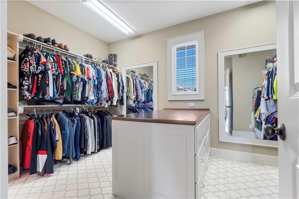 10303 W 168TH Terrace — photo 38