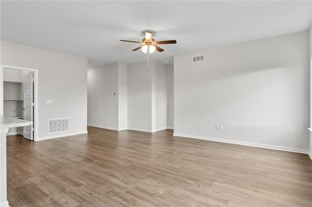 616 W Lanesfield Street — photo 11
