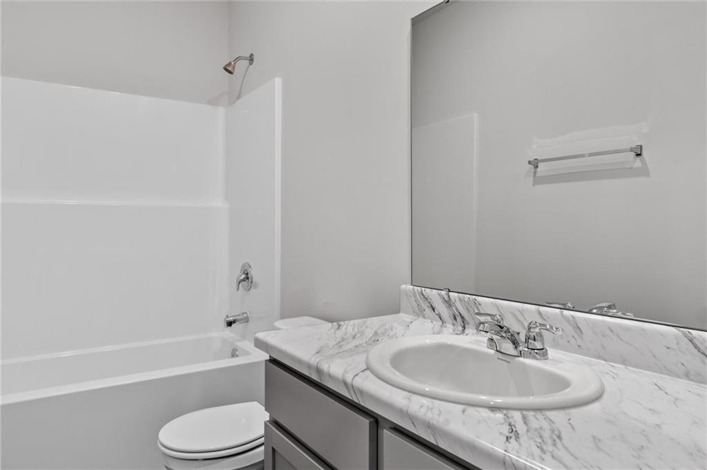 616 W Lanesfield Street — photo 4