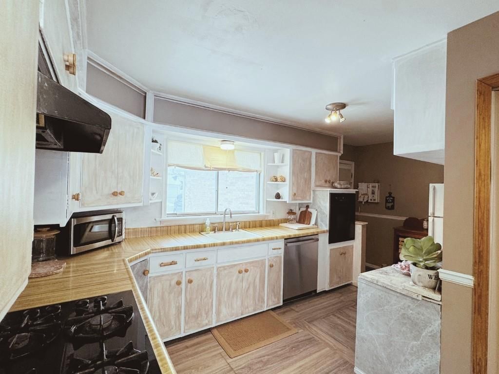 1703 NE 76th Terrace — photo 30