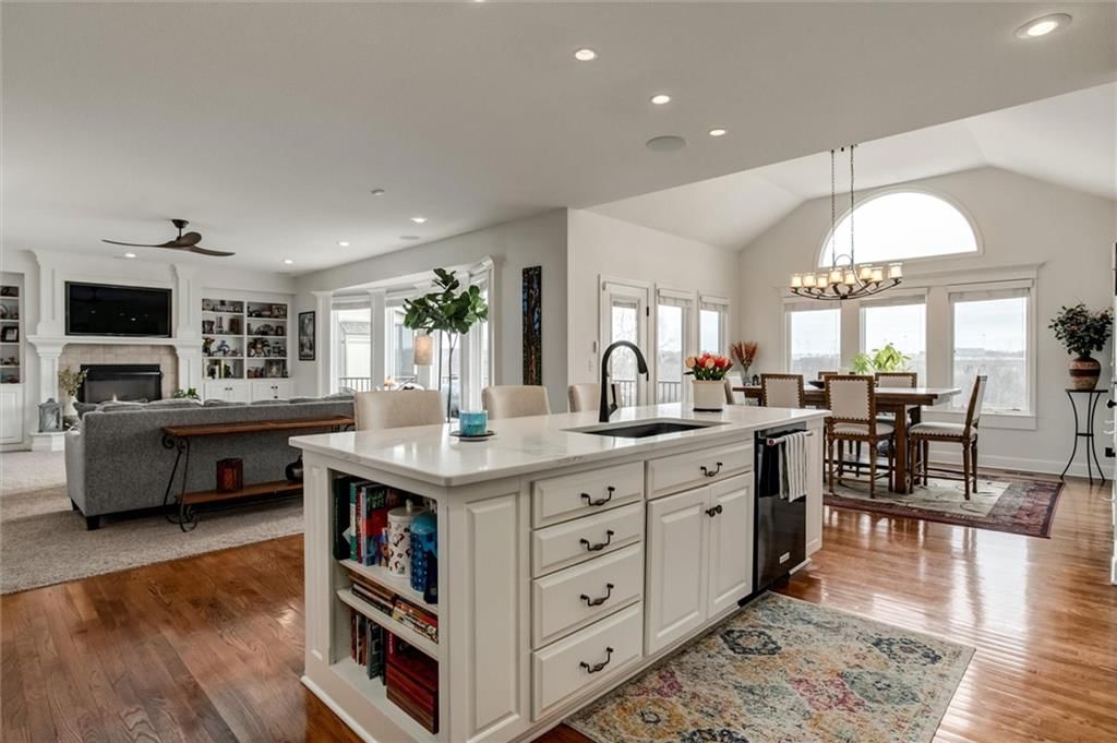 10025 Warwick Street — photo 20