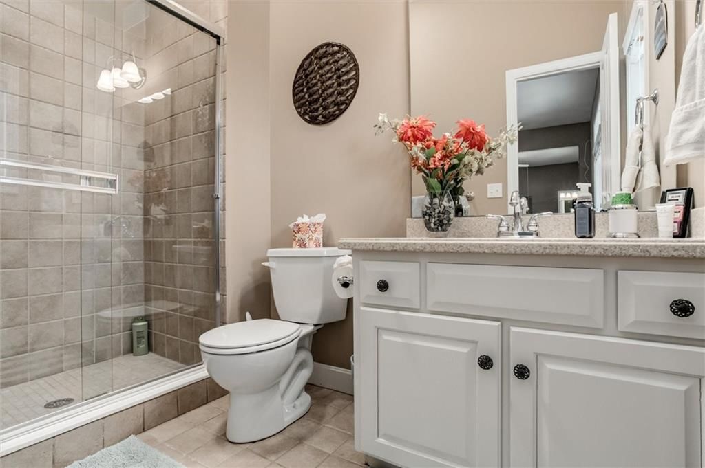10025 Warwick Street — photo 41