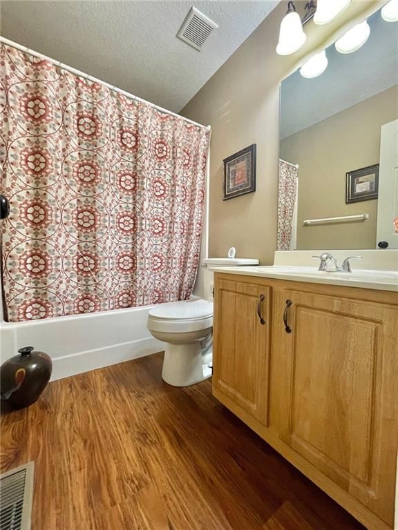8522 Vassar Avenue — photo 17