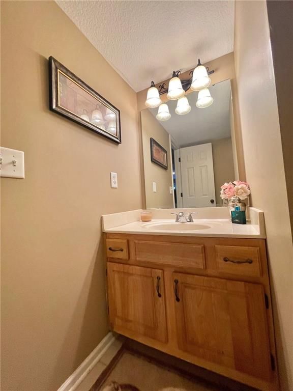 8522 Vassar Avenue — photo 29