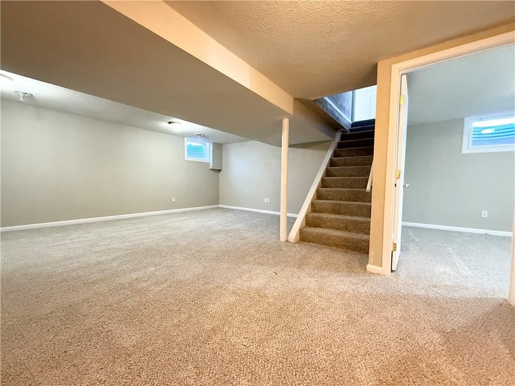 202 E Short Avenue — photo 16