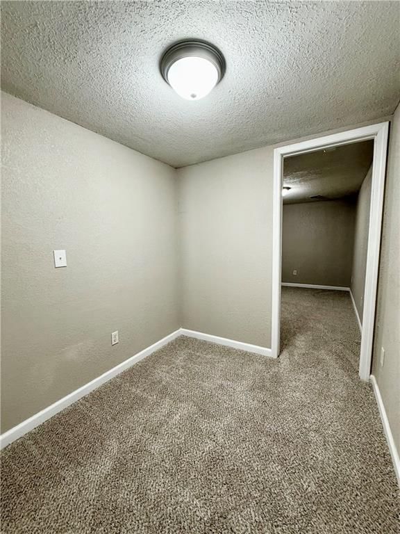 202 E Short Avenue — photo 22