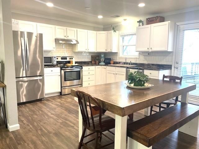 615 E 5TH Street — photo 12