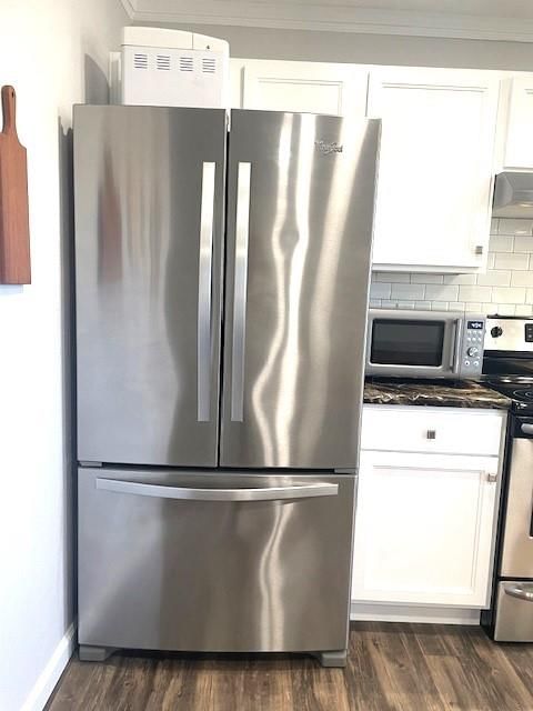 615 E 5TH Street — photo 16