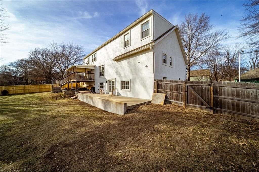 2005 W 120th Terrace — photo 47